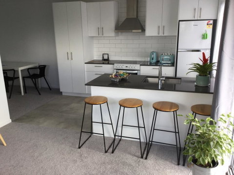 Two Bedroom Guesthouse Bundall - Accommodation Brisbane 0