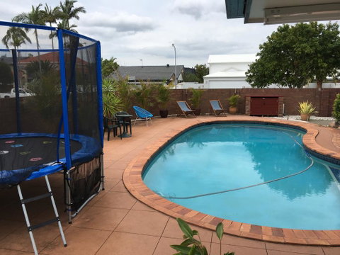 Two Bedroom Guesthouse Bundall - Accommodation Brisbane 2