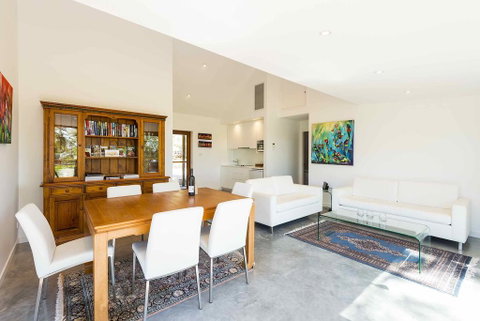 Two Doors - Accommodation Brisbane 3