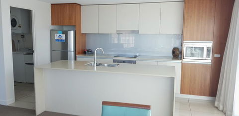 U212 Elston Grandsurf Resort - Accommodation Brisbane 3