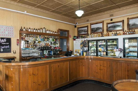 Ulmarra Hotel - Accommodation Brisbane 2