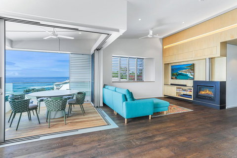 Ultimate Beachfront Living, Sunshine Beach - Accommodation Brisbane 3