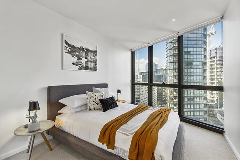 Ultra-Modern Luxury With Views At Kai Waterfront - Accommodation Brisbane 1