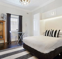 Unbeatably located Art Deco Surry Hills studio - Accommodation Brisbane