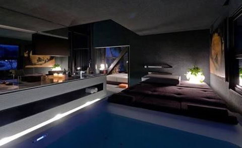 Under The Moonlight - Accommodation Brisbane 1