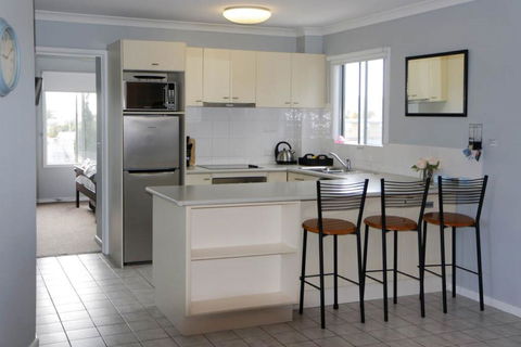Unit 9 Bellevue - Accommodation Brisbane 3