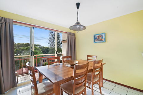 Vaai Moana - 5/10 Oriole Avenue - Accommodation Brisbane 3