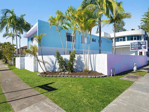 Ventura Beach Motel - 1 Bedroom - Accommodation Brisbane 1