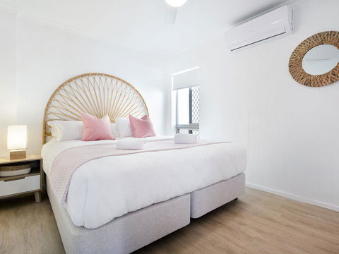 Ventura Beach Motel 2 Bedroom Poolside - Accommodation Brisbane 1