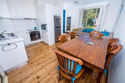 Victor Parade, Unit 3/2 - Accommodation Brisbane 1