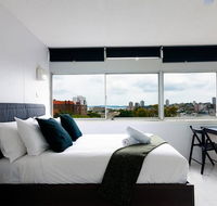 Views To Die For// Studio Rushcutters Bay // Free Parking - Accommodation Brisbane