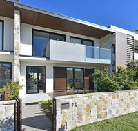 Villa Capri Waterside at Trinity Point - Accommodation Brisbane