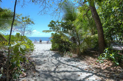 Villa Del Mar - Port Douglas - Accommodation Brisbane 1