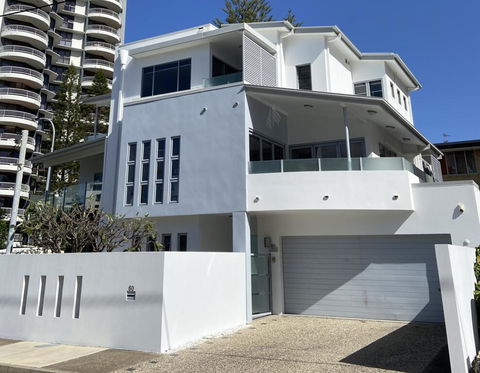 Villa Garfield Surfers Paradise - Accommodation Brisbane 0
