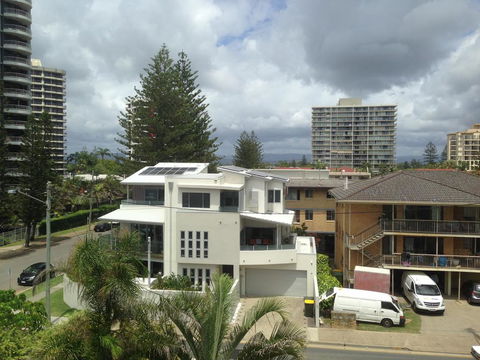 Villa Garfield Surfers Paradise - Accommodation Brisbane 1