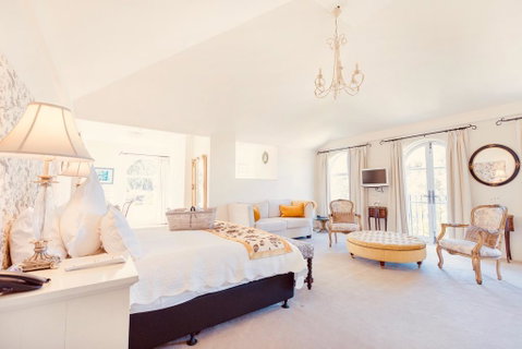 Villa Howden - Accommodation Brisbane 0