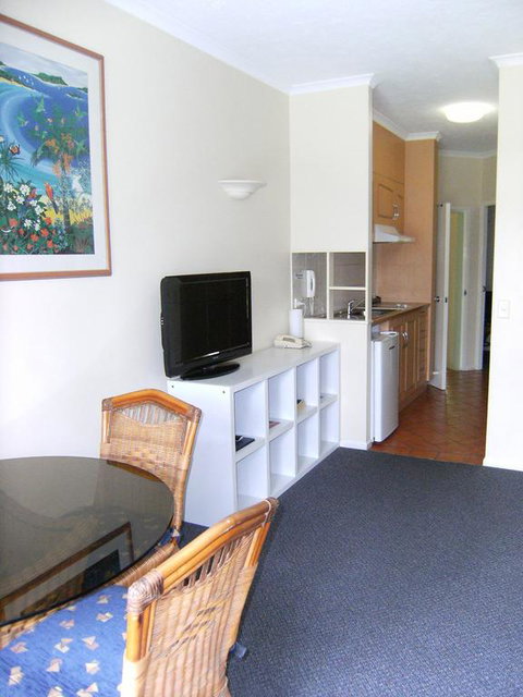 Villa Vaucluse Apartments - Accommodation Brisbane 3