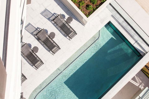 Vue Broadbeach - Accommodation Brisbane 0