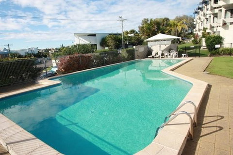 Warroo Apartments - Accommodation Brisbane 1