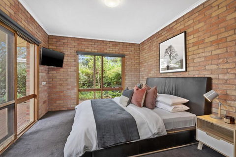 The Perfect Zone- SLEEPS 12 - Accommodation Brisbane 16