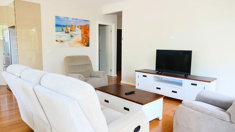 Apollo Bay Seal Apartments - Accommodation Brisbane 7