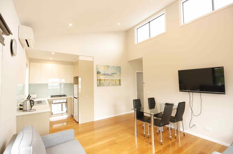 Apollo Bay Seal Apartments - Accommodation Brisbane 11