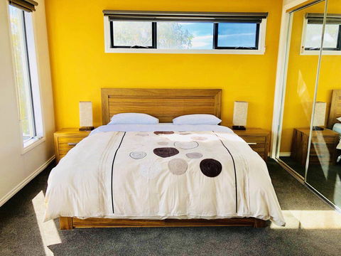 Apollo Bay Seal Apartments - Accommodation Brisbane 2