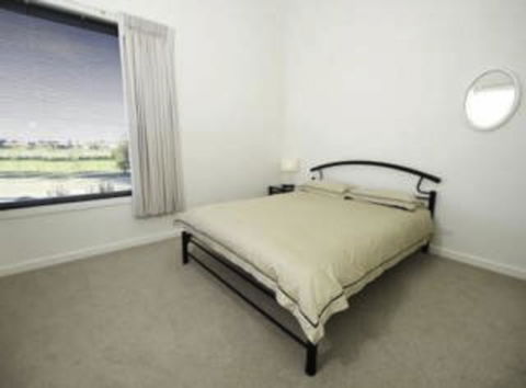 19 Glen Eagles Close - Accommodation Brisbane 8