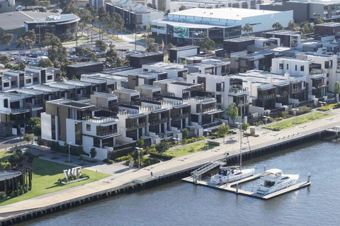 Auzzie Apartments Docklands, Melbourne - Accommodation Brisbane 23