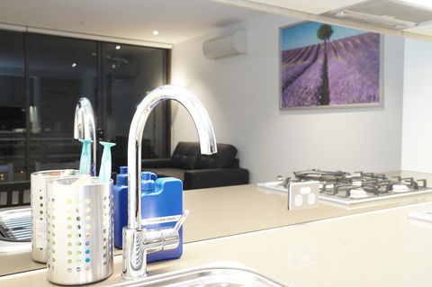 Auzzie Apartments Docklands, Melbourne - Accommodation Brisbane 5