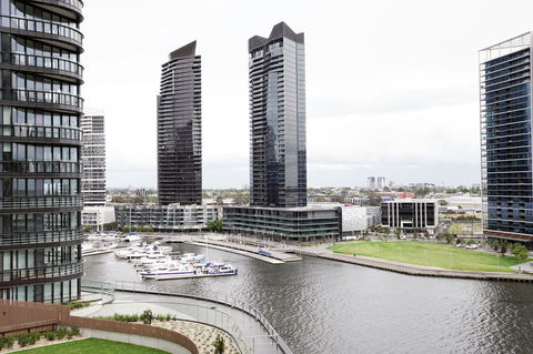 Auzzie Apartments Docklands, Melbourne - Accommodation Brisbane 19