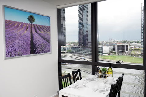 Auzzie Apartments Docklands, Melbourne - Accommodation Brisbane 27