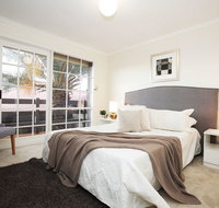 The Gallery Hours - Accommodation Brisbane