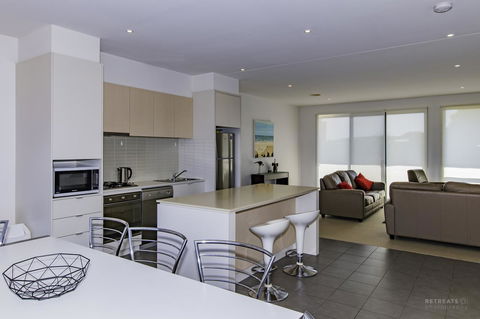 Torquay Golf Retreats - Pool, Beach, Tennis, Golf - Accommodation Brisbane 1
