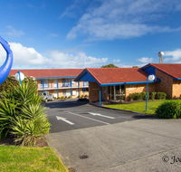 Blue Whale Motor Inn  Apartments - Accommodation Brisbane