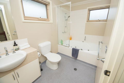 The Pitch - Accommodation Brisbane 21