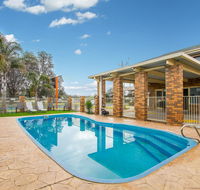 Hybiscus Waterfront Apartments - Accommodation Brisbane