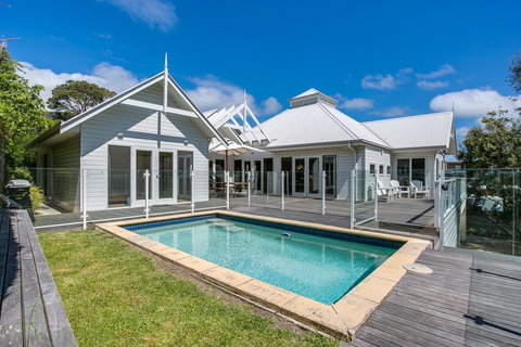 Perfect Blairgowrie Beach House - Accommodation Brisbane 1