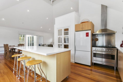 Perfect Blairgowrie Beach House - Accommodation Brisbane 3