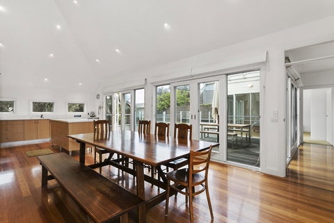 Perfect Blairgowrie Beach House - Accommodation Brisbane 9