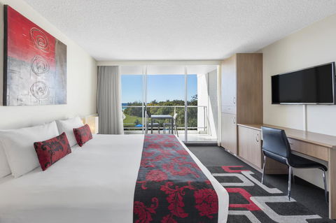 Ramada By Wyndham Marcoola Beach - Accommodation Brisbane 17