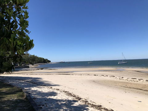 Bribie Island Hotel - Accommodation Brisbane 9