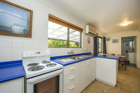 Magnetic North Apartment 1 - Accommodation Brisbane 7
