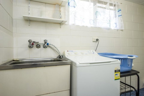 Magnetic North Apartment 1 - Accommodation Brisbane 11