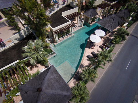 Sea Change Beachfront Apartments - Accommodation Brisbane 24