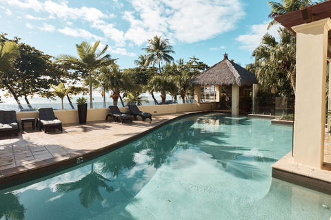 Sea Change Beachfront Apartments - Accommodation Brisbane 14