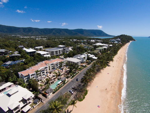 Sea Change Beachfront Apartments - Accommodation Brisbane 23