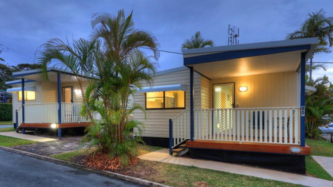 Alex Beach Cabins And Tourist Park - Accommodation Brisbane 25