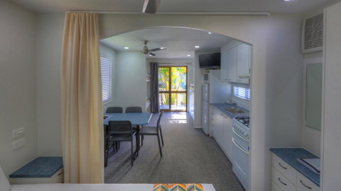 Alex Beach Cabins And Tourist Park - Accommodation Brisbane 24