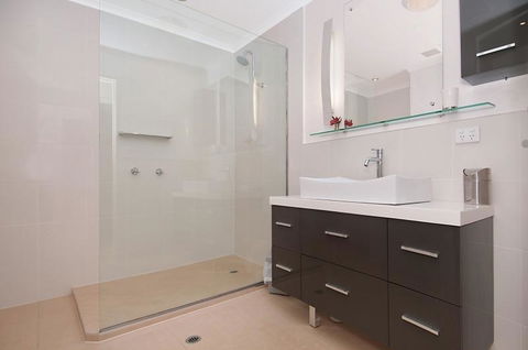 Myuna Holiday Apartments - Accommodation Brisbane 20